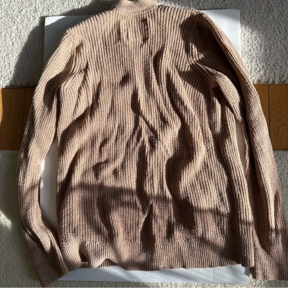 A&F Classic Cardigan - Picture 3 of 4